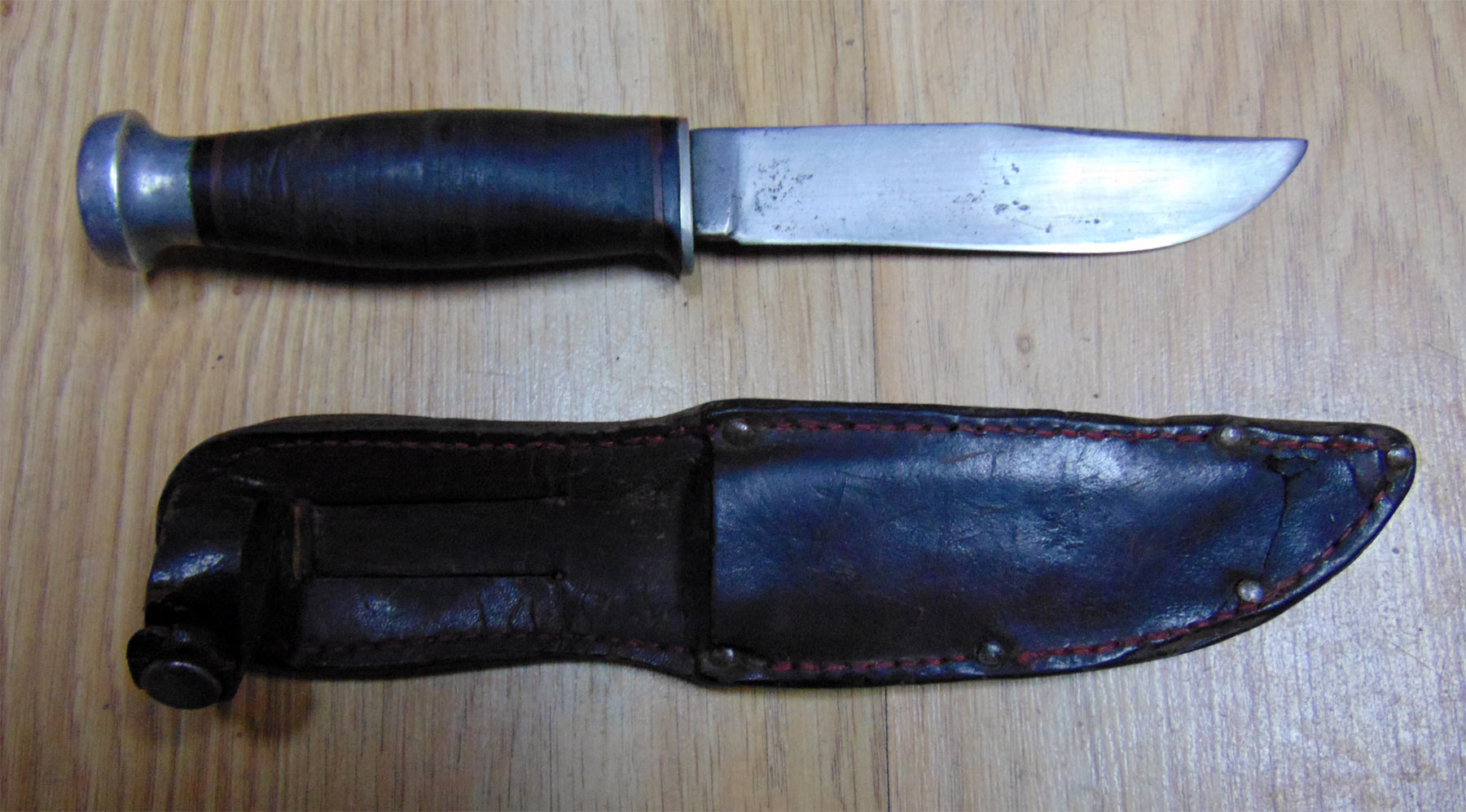 Боевой нож KA-BAR времен Второй мировой войны